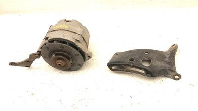 1971-1986 Chevy K10 Alternator With Mount Bracket And Pulleys Oem 5.7L J8127023