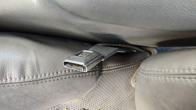 1994 Pontiac Bonneville Driver Left Front Seat Belt Buckle Receiver Oem Gray