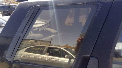 1990-1995 Nissan Pathfinder Passenger Right Rear Quarter Glass Back Side Window