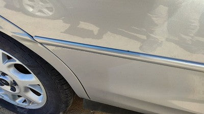 98-02 Intrigue Passenger Right Rear Moulding From Door Back Trim Silver 17U