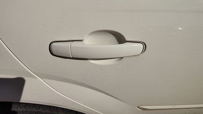04-08 New Style Malibu Passenger Right Rear Outside Door Handle Back White 40U