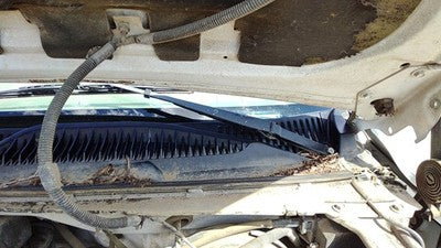 1999-2002 Chevy Silverado 1500 Driver Left Windshield Wiper Arm Oem Blade Lever