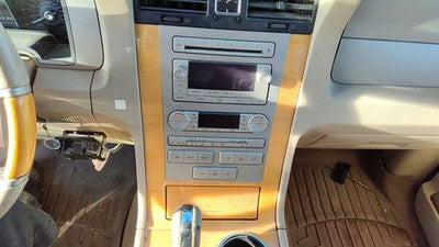2008 Lincoln Navigator Trim Bezel Around Radio Surround Dash Panel Oem