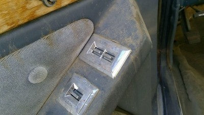 1989 Chevy G20 Van Driver Left Front Power Window Master Control Switch Buttons