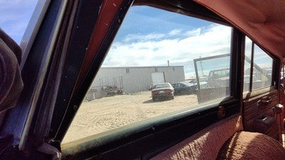 1984 Jeep Grand Wagoneer Driver Left Inner Quarter Glass Trim Oem