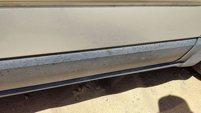 04-08 Chrysler Pacifica Passenger Right Lower Front Moulding From Door Oem Trim