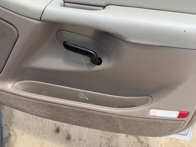 01-02 Chevy Suburban Passenger Right Front Door Trim Panel With Switches Tan 52I