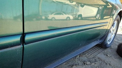 00-07 Taurus Passenger Right Front Moulding From Door Trim Strip Su Tropic Green