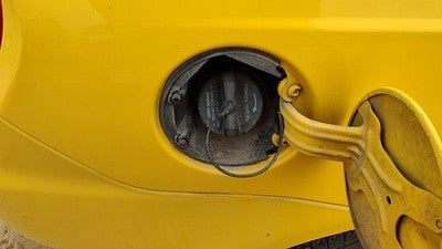 2003-2005 Dodge Neon Fuel Filler Neck Assembly With Gas Cap Oem 5278998Aa