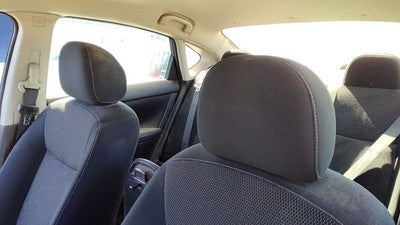 2018-2019 Nissan Sentra Pair Of Front Headrests Oem Left Right Set Seat