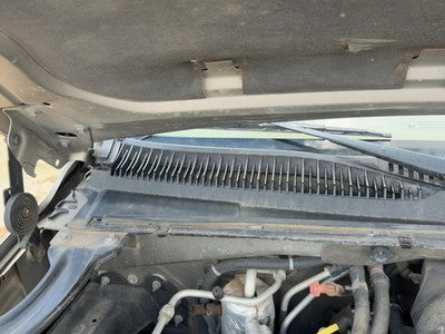 2001 Chevy Suburban Windshield Wiper Cowl Vent Trim Panel Oem Cover