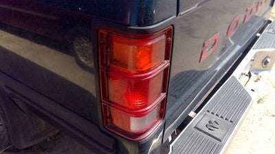 1987-1996 Dodge Dakota Driver Left Tail Light Oem Brake Lamp Rear 55076438