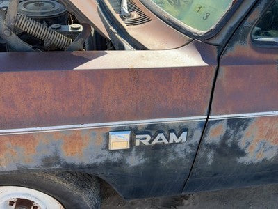 1981-1993 Dodge D150 Driver Left Front Fender Oem 04504124