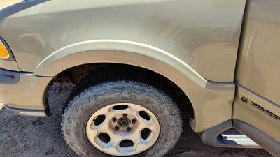 98-99 Lincoln Navigator Driver Left Front Wheel Flare Moulding Fender Gold Bi