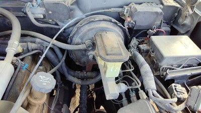 1997-1999 Chevy Suburban Power Brake Booster With Master Cylinder Pair Set Oem