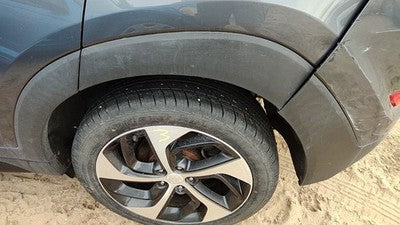 2016 Hyundai Tucson Driver Left Rear Moulding On Quarter Panel Oem