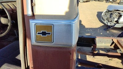 1983 Chevy K30 Driver Left Rear Moulding On Quarter Panel Oem