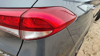 16-18 Hyundai Tucson Passenger Right Tail Light Brake Lamp Rear Outer Quarter