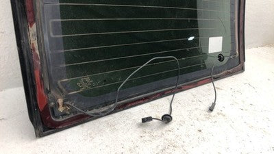 1995-2000 Gmc Yukon Driver Left Rear Back Glass Window Oem Barn Door 15745305