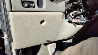 02-03 Trail Blazer Lower Dash Under Column Knee Bolster Trim Panel Gray 95D