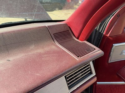 1986-1988 Olds 88 Passenger Right Upper Dash Speaker Grille Oem Red 25532007