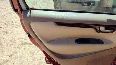 01-03 V70 Xc Driver Left Rear Inside Door Trim Panel With Switches Back Beige