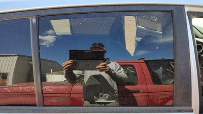 2007-2011 Nissan Versa Passenger Right Rear Side Window Door Glass Oem Back