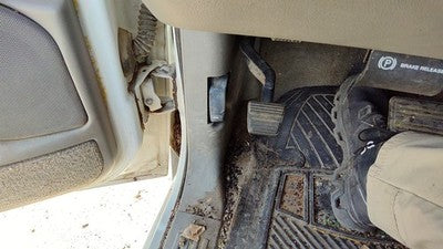1999 Chevy Silverado 1500 Driver Left Lower Kick Trim Panel Oem Gray 92D