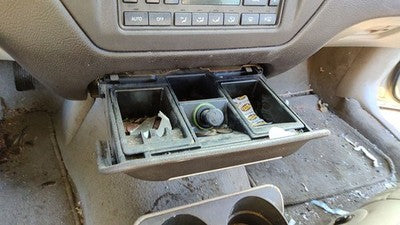 2003-2004 Lincoln Town Car Ash Tray Assembly Oem Slide Out Dash Gray