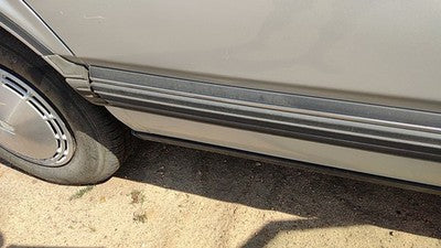 1990 Olds 88 Passenger Right Rear Moulding From Door Oem Back Trim Strip