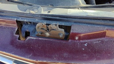 1995-2000 Gmc Yukon Hood Latch Assembly With Bracket Oem