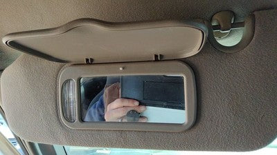 2004 Jeep Liberty Driver Left Sun Visor Oem Gray Dv 0Zx35Tl2Aa