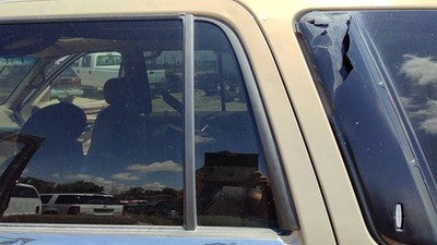 98-02 Lincoln Navigator Driver Left Rear Vent Window Back Door Glass With Frame