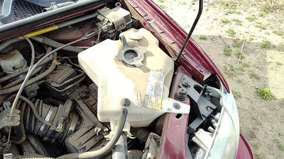 1997-2004 Chevy Venture Coolant Reservoir Radiator Overflow Tank Bottle Oem