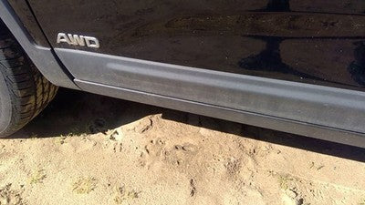 2011-2015 Kia Sorento Driver Left Front Moulding From Door Trim Strip Gray H9