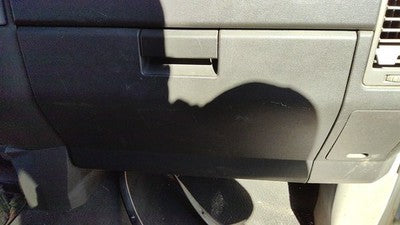 2004-2007 Nissan Titan Glove Box Assembly Complete Door With Latch W Graphite