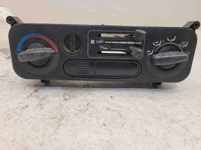 1994-1996 Chrysler Colt Temperature Control Module In Dash Heater Ac Head Unit