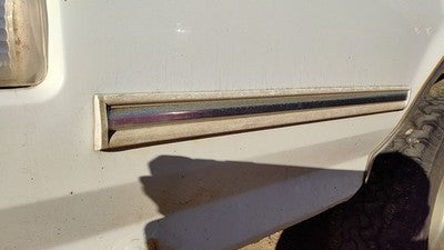 1995 Ford F150 Passenger Right Rear Moulding On Back Box Panel Oem