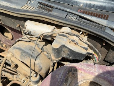 1985-1986 Buick Park Ave Windshield Wiper Motor Oem 88961293