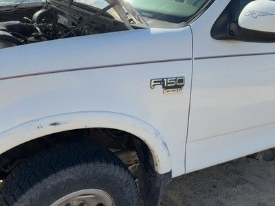 1997-2004 Ford F150 Driver Left Front Fender Oem White Yz F85Z16006Ca