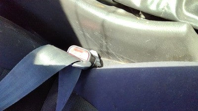 99-04 Ford Mustang Passenger Right Front Seat Belt Buckle Receiver Oem Black 9W