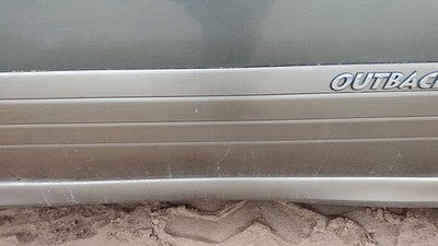 2000-2004 Legacy Outback Passenger Right Front Moulding From Door Oem Trim Strip