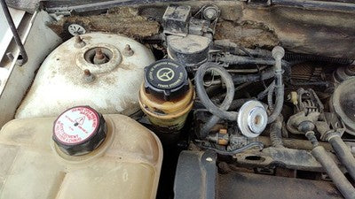 2000 01 Focus Station Wagon Power Steering Fluid Remote Reservoir Tank 2.0L Dohc