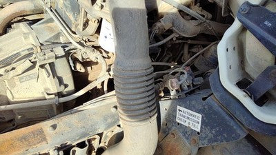 1996 Isuzu Npr Air Intake Tube From Filter Box Oem 4Bd2 3.9L
