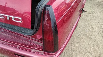 1992-2002 Cadillac Eldorado Passenger Right Tail Light Brake Lamp Oem Rear