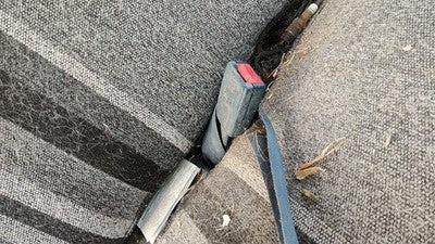1991 Chevy Silverado 1500 Passenger Right Front Seat Belt Buckle Receiver Blue