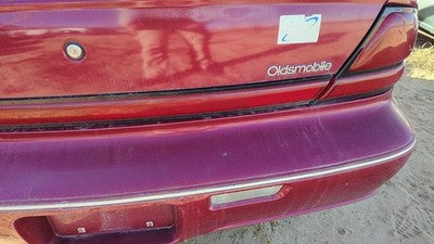 1996-1999 Olds 88 Middle Tail Light Oem Third Brake Lamp Trunk Lid Mounted