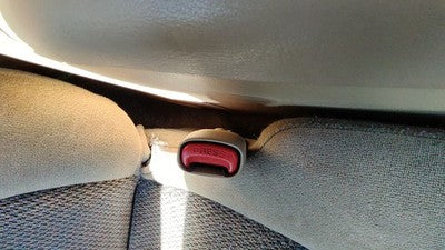 2000-2003 Dodge Durango Passenger Right Front Seat Belt Buckle Receiver Oem Tan