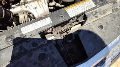 2011-2016 Chevy Cruze Hood Latch Assembly With Bracket Oem