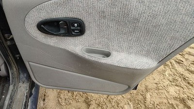 99-02 Saturn Sl2 Passenger Right Rear Door Trim Panel With Switches Back Gray